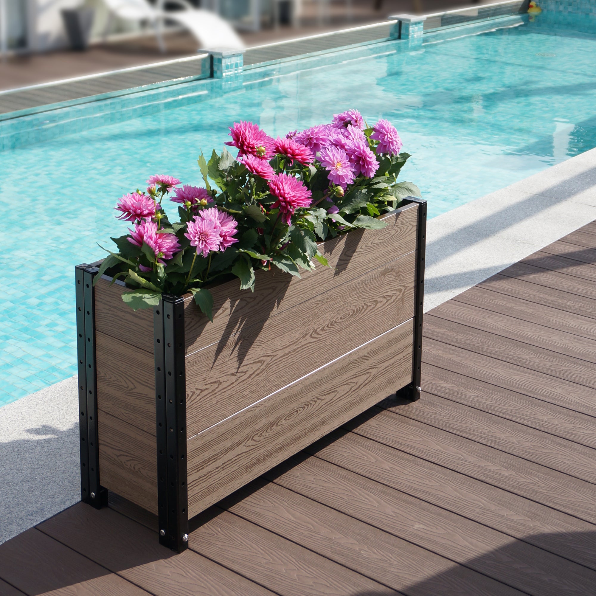 E213612(G) Footed Deep Trough Planter